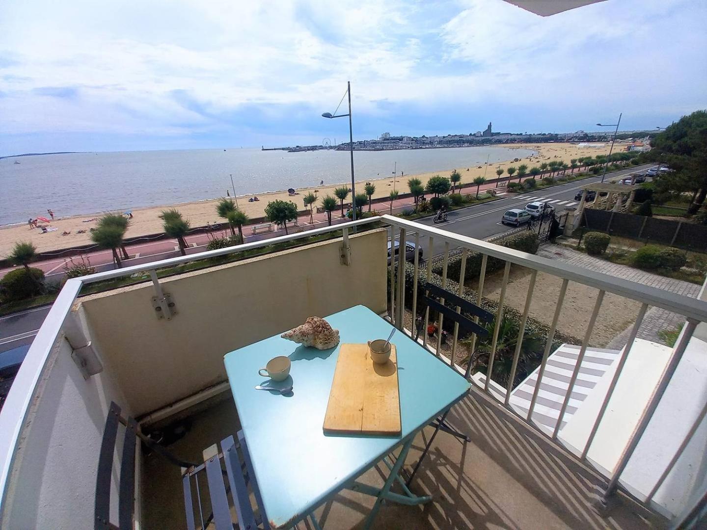 Royan - Vue Mer Pour Cet Appartement Face A La Plage - Grande Conche ภายนอก รูปภาพ